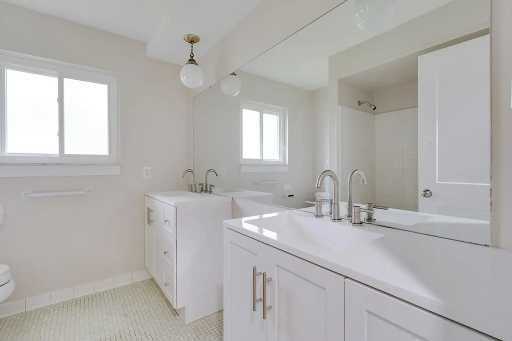 5806 Wedgewood Road Canton Charter Township MI 48187