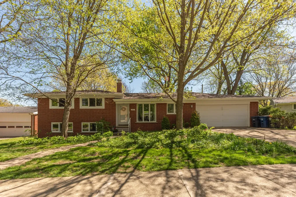 2229 Needham Road Ann Arbor City MI 48104