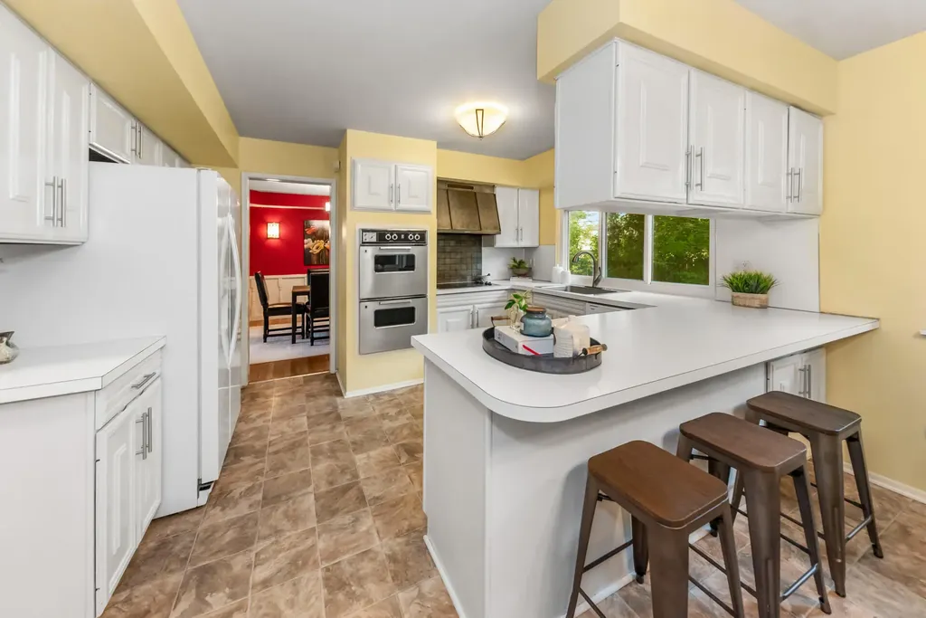 3163 Plymouth Road Ann Arbor City MI 48105