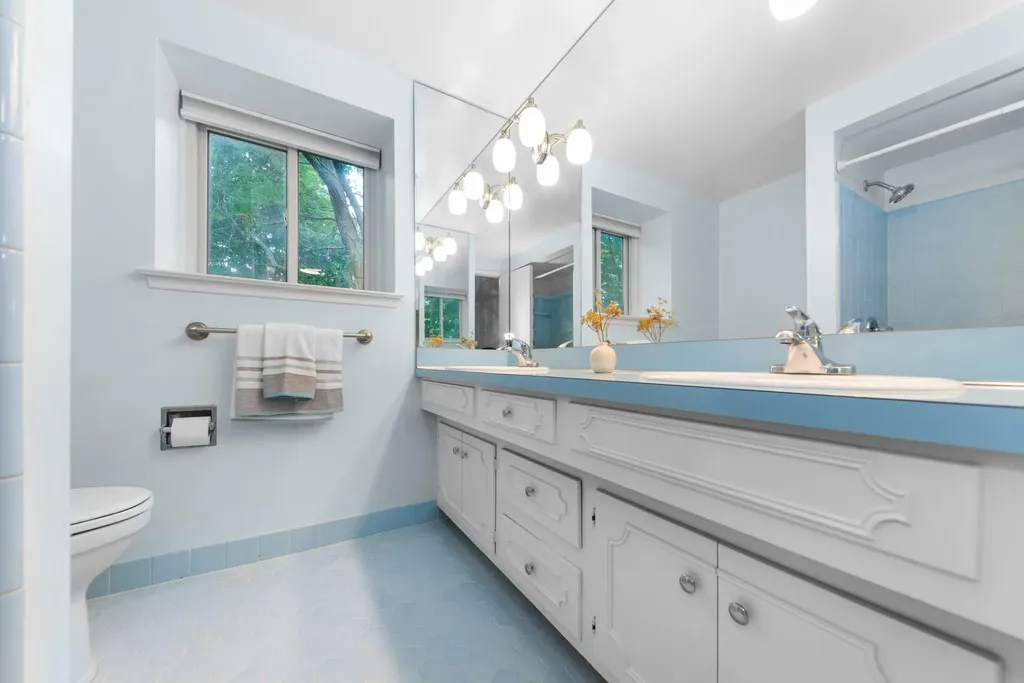 3163 Plymouth Road Ann Arbor City MI 48105