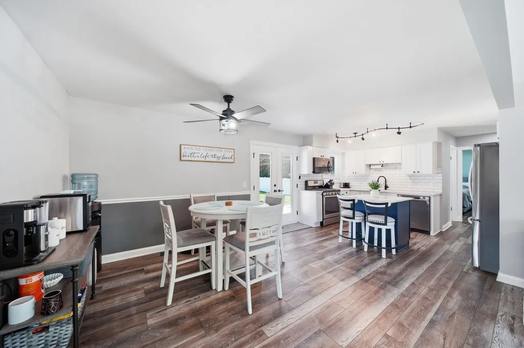 732 Bassett Drive Saline City MI 48176