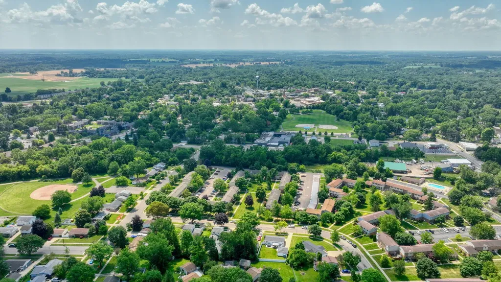 732 Bassett Drive Saline City MI 48176