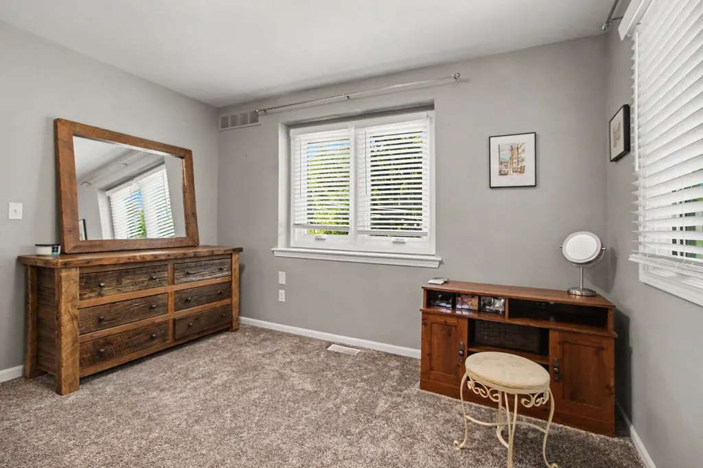 8779 Lagoon Drive Hamburg Township MI 48116