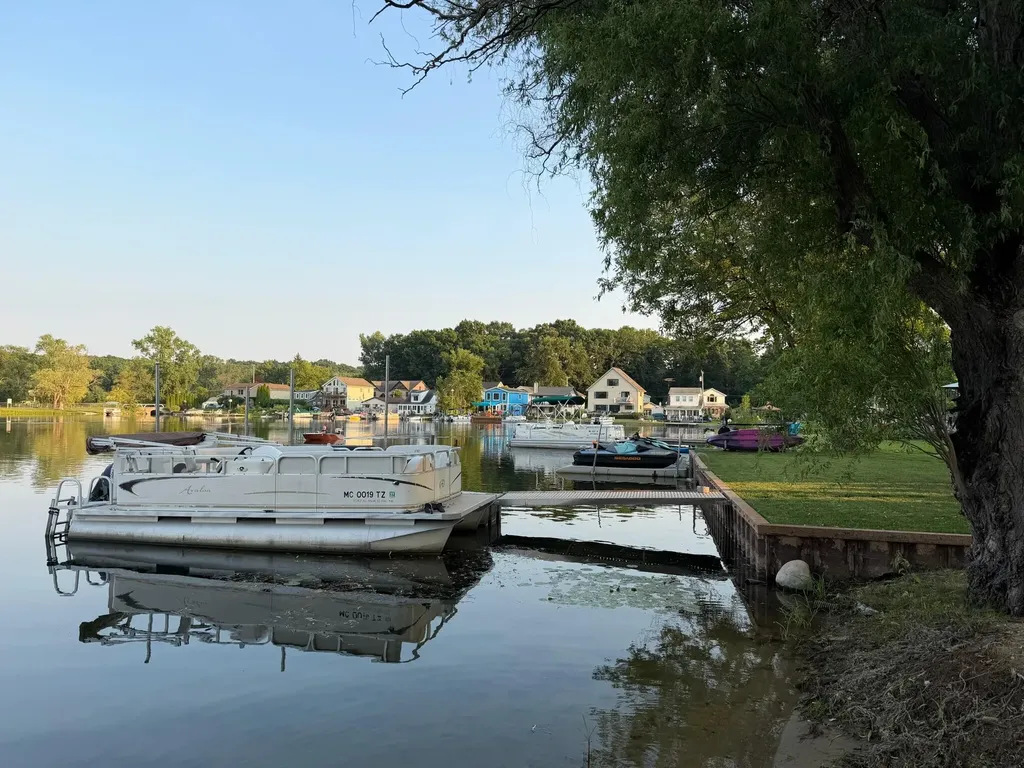 8779 Lagoon Drive Hamburg Township MI 48116