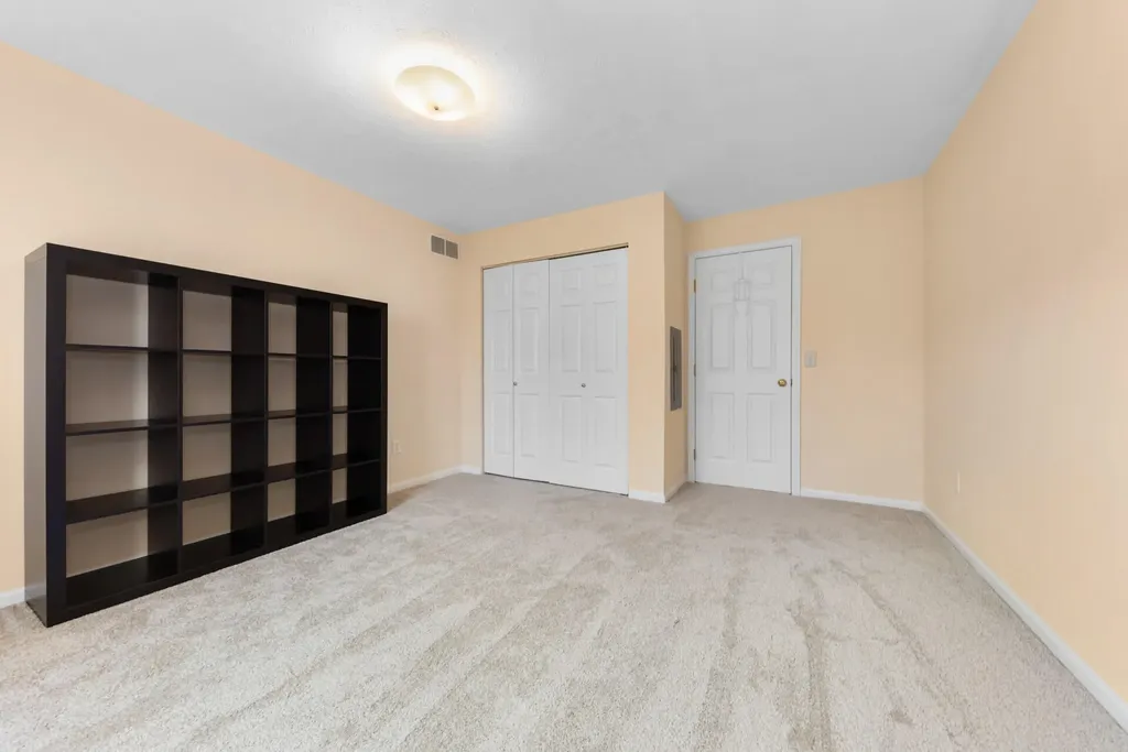 1527 Weatherstone Drive Pittsfield Charter Township MI 48108