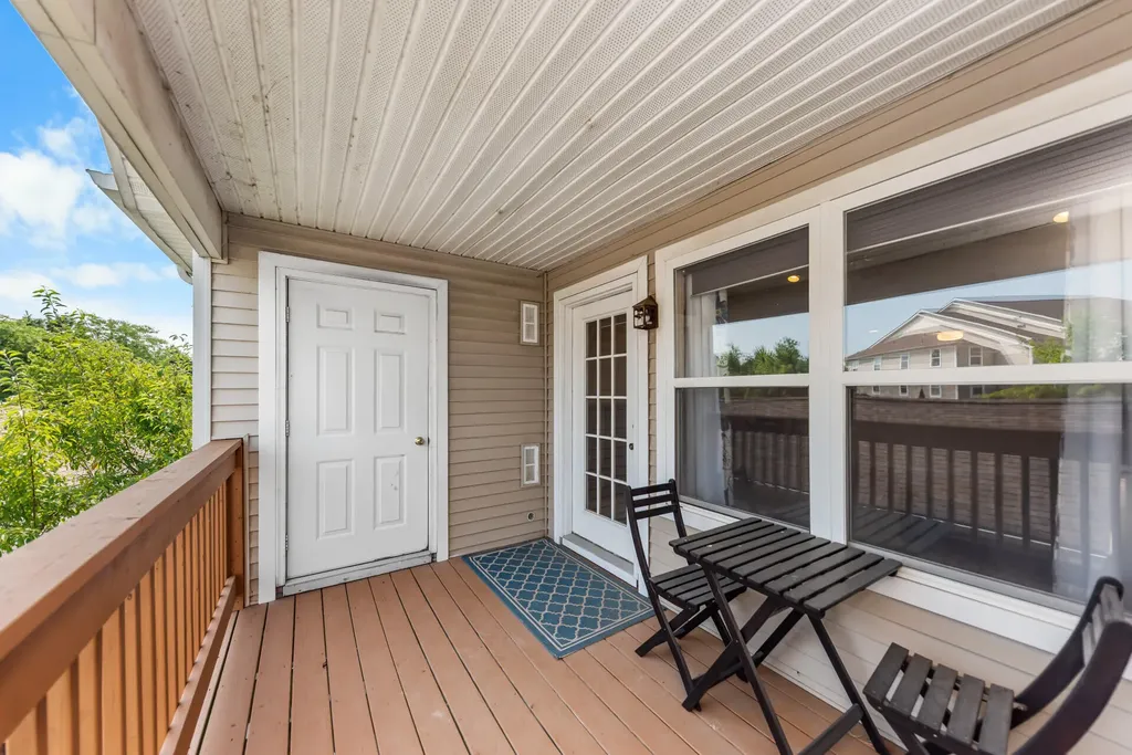 1527 Weatherstone Drive Pittsfield Charter Township MI 48108