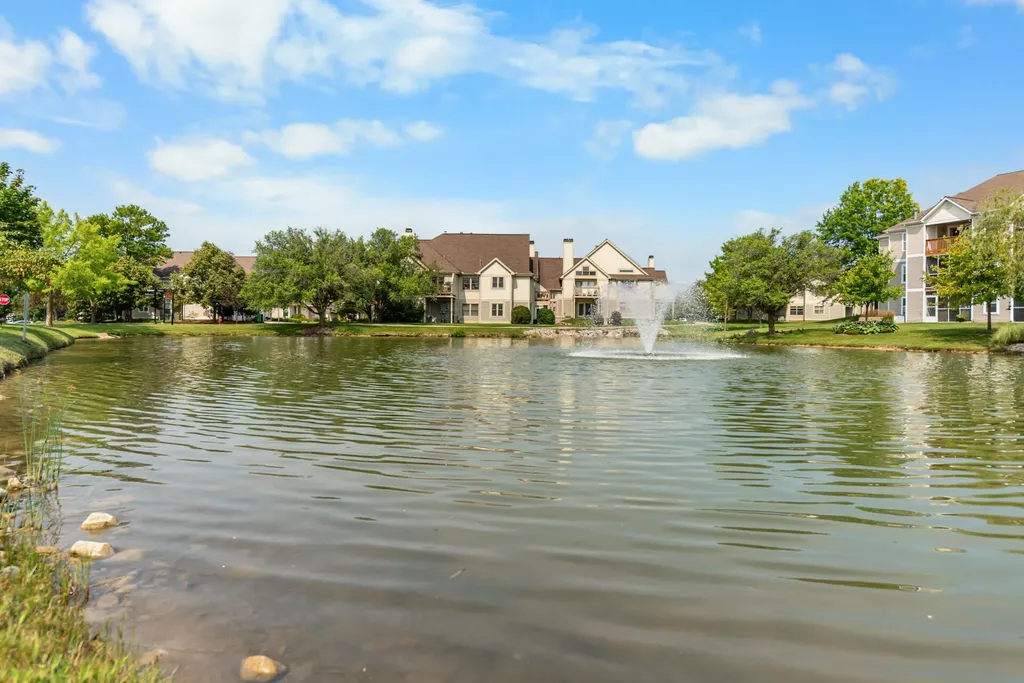 1527 Weatherstone Drive Pittsfield Charter Township MI 48108