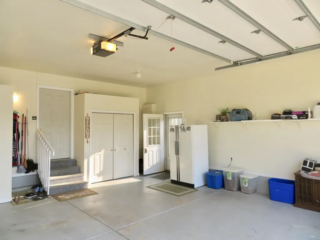 13162 N Platt Road York Charter Township MI 48160