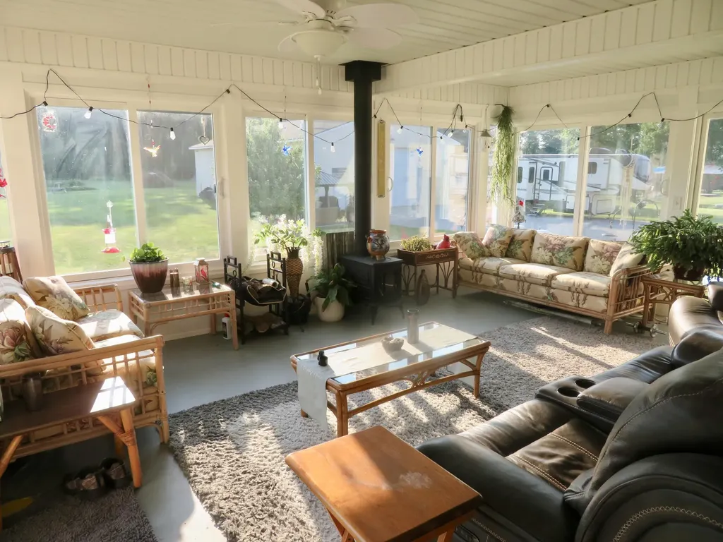 13162 N Platt Road York Charter Township MI 48160
