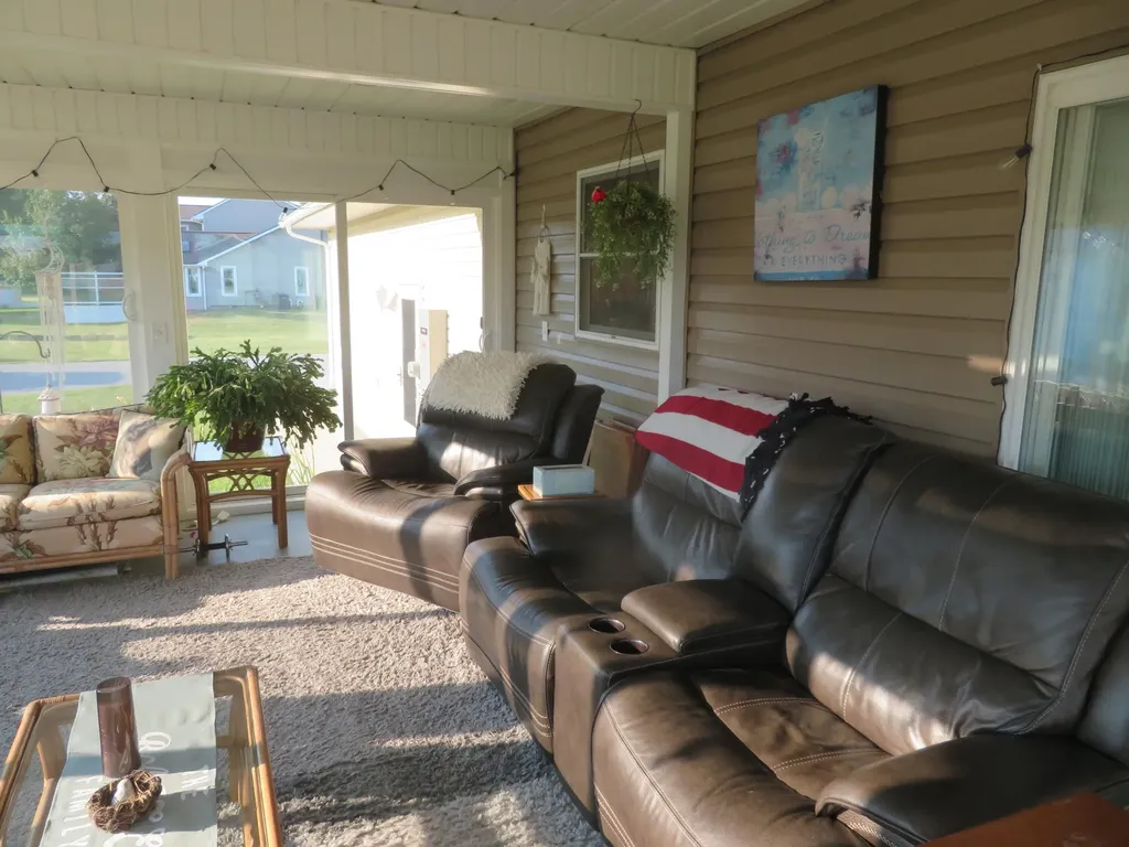 13162 N Platt Road York Charter Township MI 48160