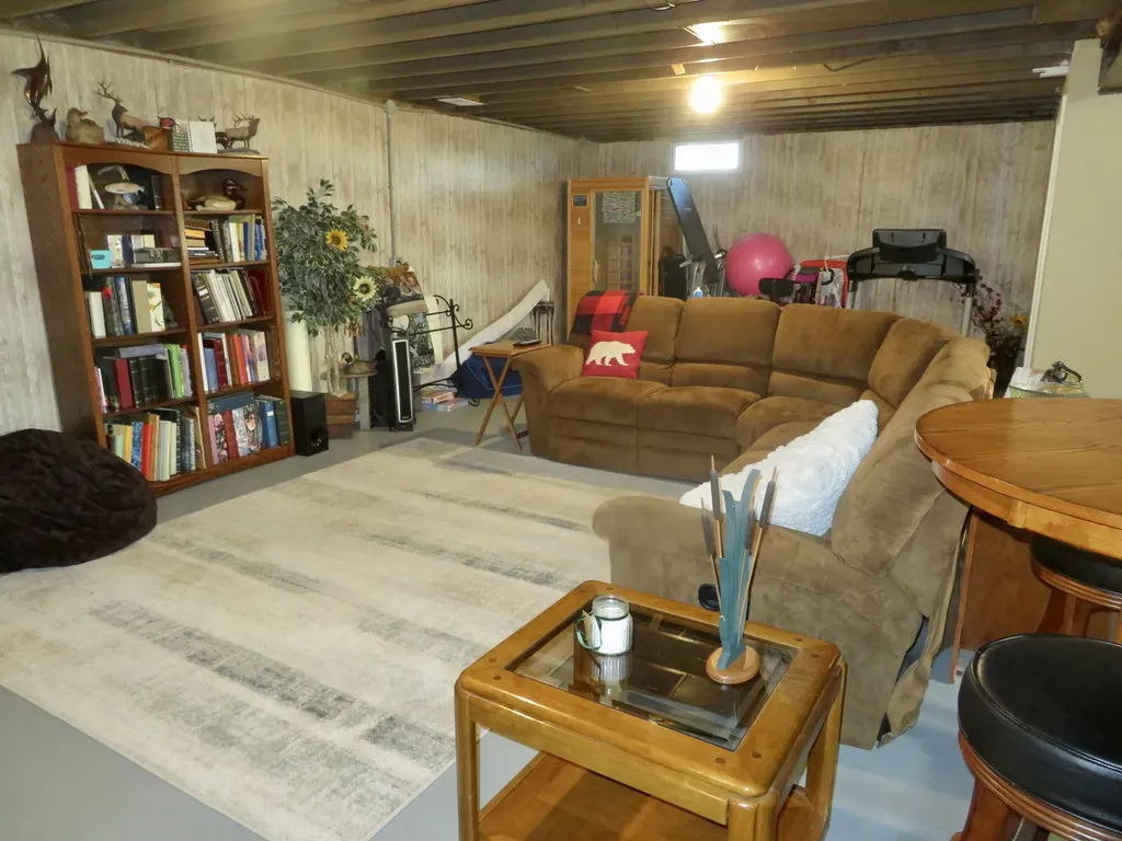 13162 N Platt Road York Charter Township MI 48160