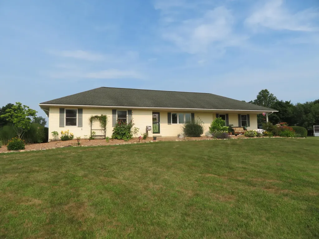 13162 N Platt Road York Charter Township MI 48160