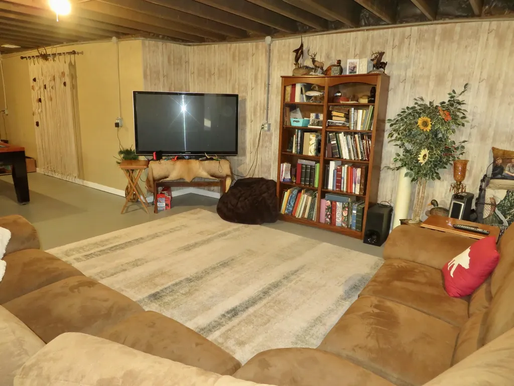 13162 N Platt Road York Charter Township MI 48160