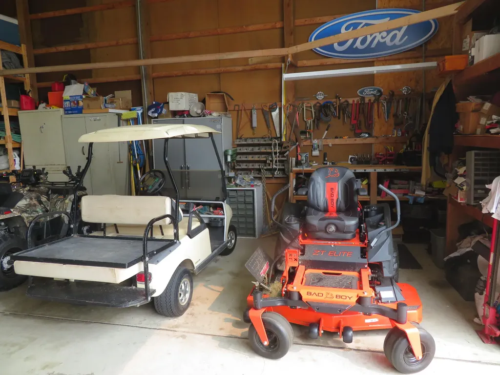 13162 N Platt Road York Charter Township MI 48160