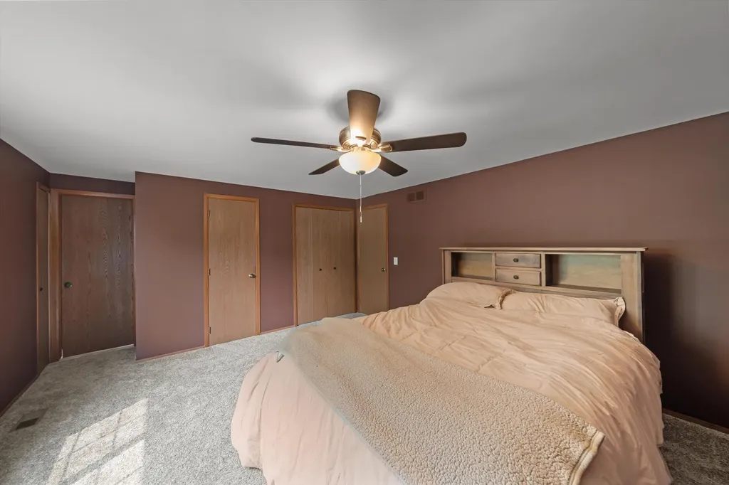 25872 Hunt Club Boulevard Farmington Hills City MI 48335