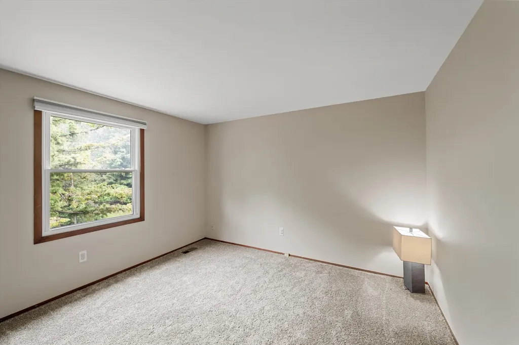 25872 Hunt Club Boulevard Farmington Hills City MI 48335