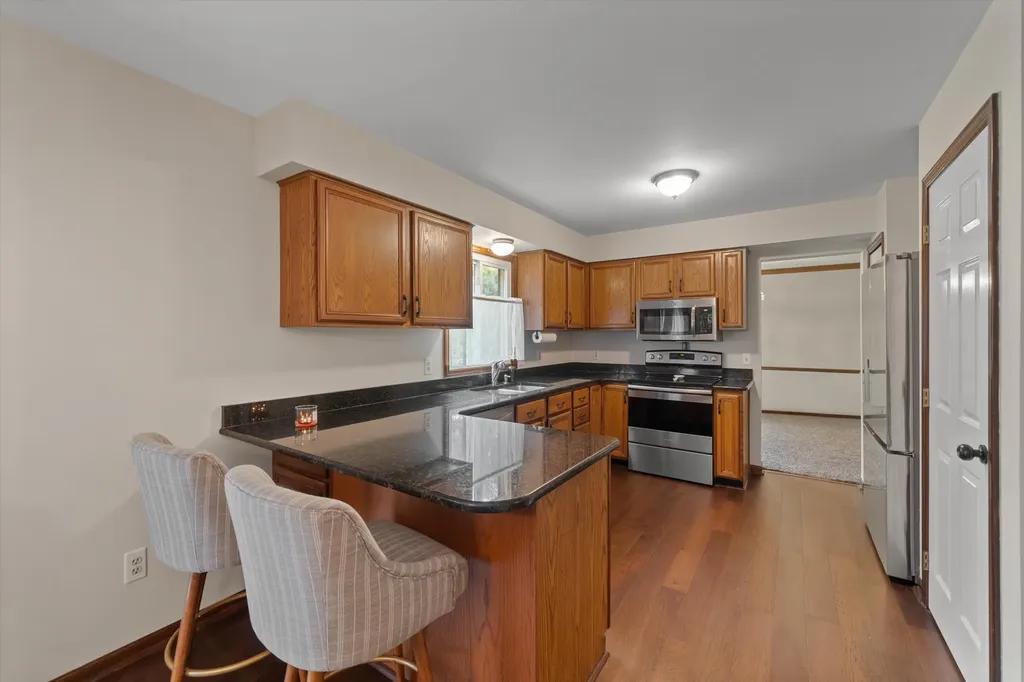 25872 Hunt Club Boulevard Farmington Hills City MI 48335