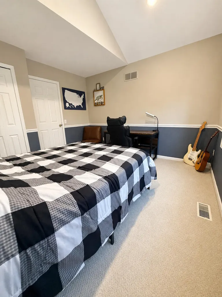244 Indian Trail Orion Charter Township MI 48362