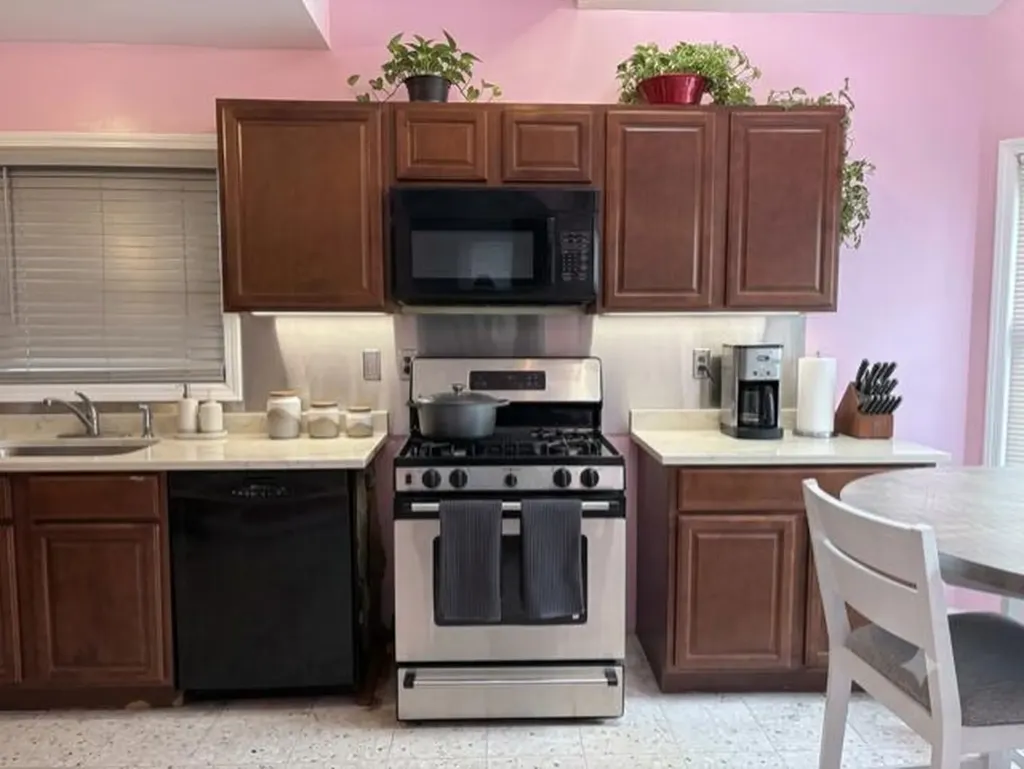 11778 Riverdale Avenue Redford Charter Township MI 48239