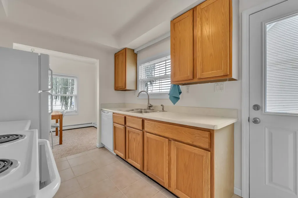 8032 Branch Drive Hamburg Township MI 48116
