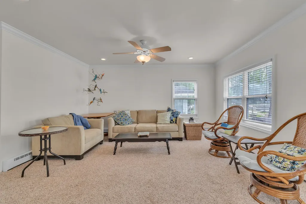 8032 Branch Drive Hamburg Township MI 48116