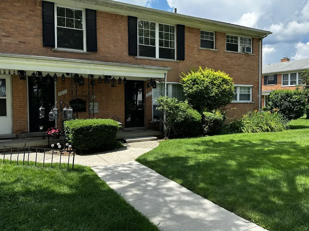 3213 Benjamin Avenue Royal Oak City MI 48073