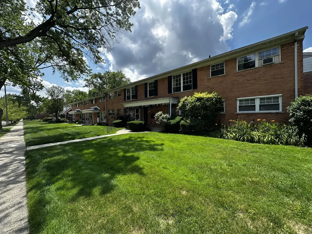 3213 Benjamin Avenue Royal Oak City MI 48073