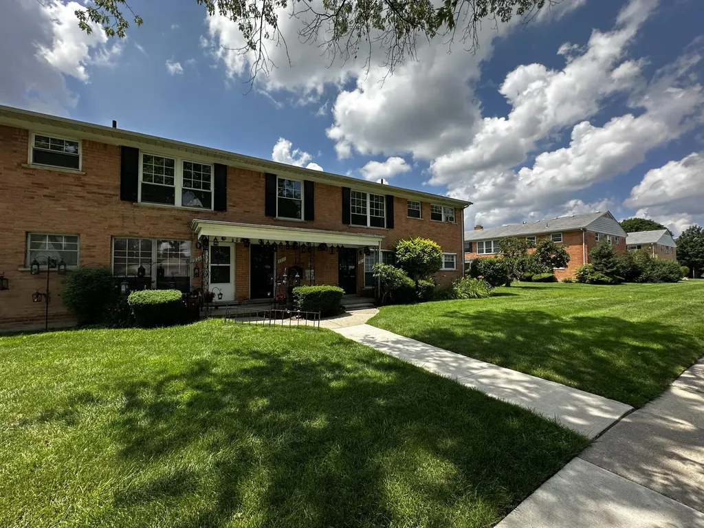 3213 Benjamin Avenue Royal Oak City MI 48073