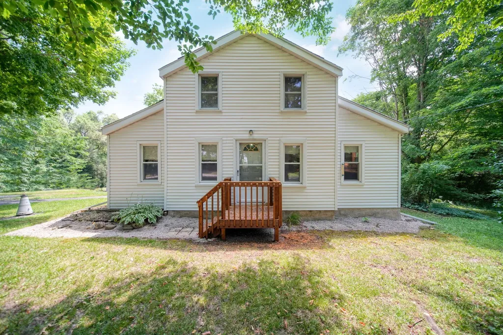 1533 E Munger Road Tecumseh Township MI 49286
