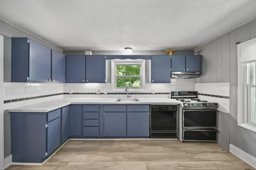 1533 E Munger Road Tecumseh Township MI 49286