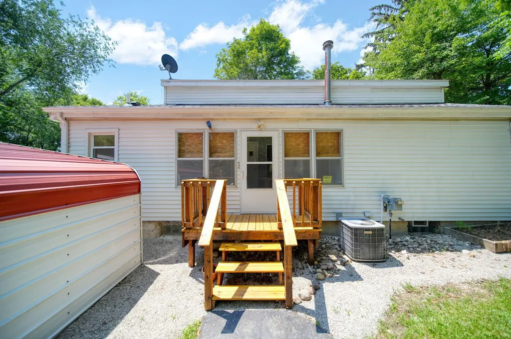 1533 E Munger Road Tecumseh Township MI 49286