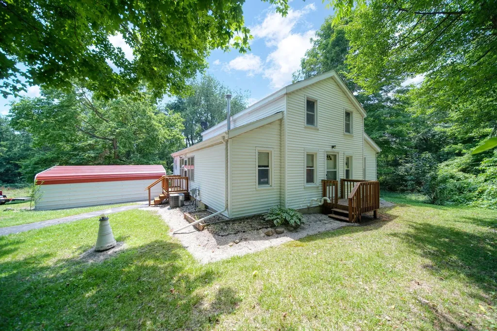 1533 E Munger Road Tecumseh Township MI 49286