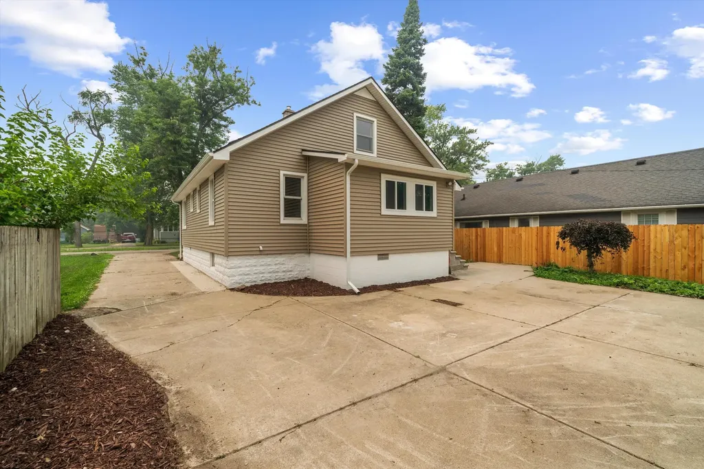 761 Westwood Drive Monroe Charter Township MI 48161