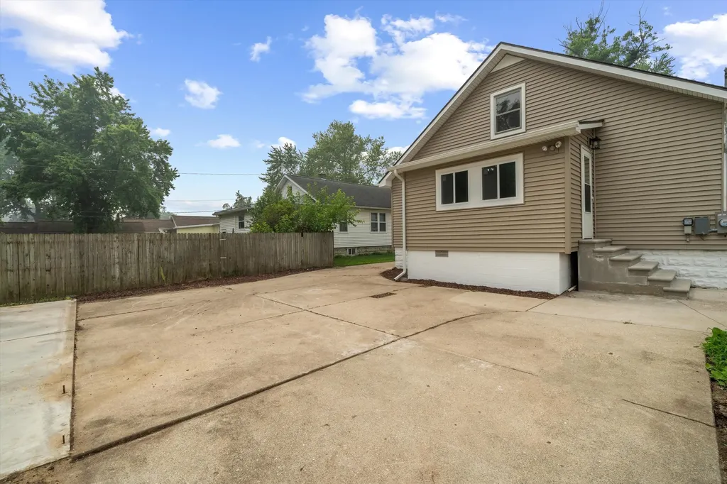 761 Westwood Drive Monroe Charter Township MI 48161