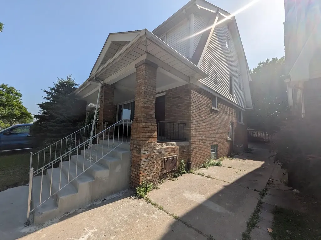 6860 Appoline Street Dearborn City MI 48126