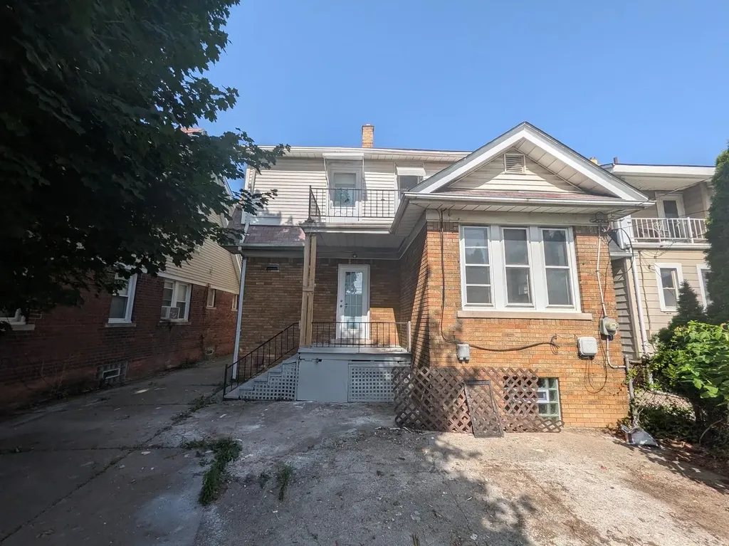 6860 Appoline Street Dearborn City MI 48126