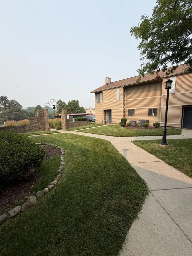 325 Briarcrest Drive Ann Arbor City MI 48104