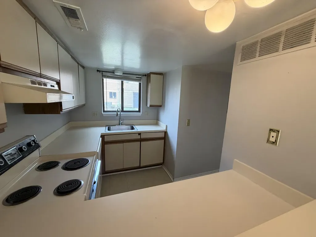 325 Briarcrest Drive Ann Arbor City MI 48104