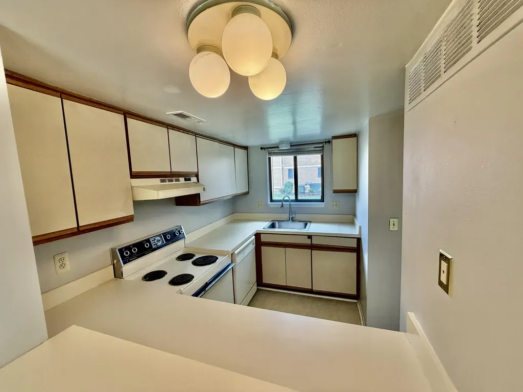 325 Briarcrest Drive Ann Arbor City MI 48104