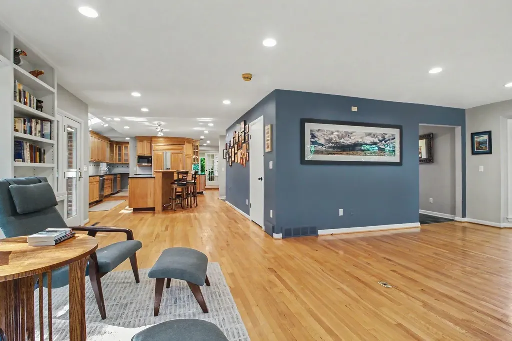 432 Riverview Drive Ann Arbor Charter Township MI 48104
