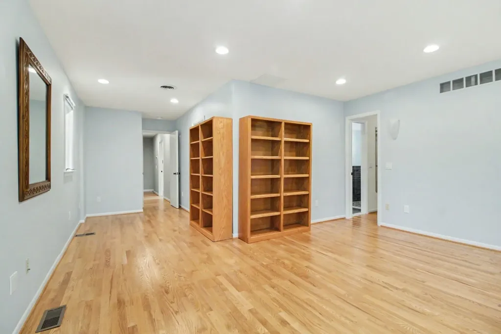 432 Riverview Drive Ann Arbor Charter Township MI 48104
