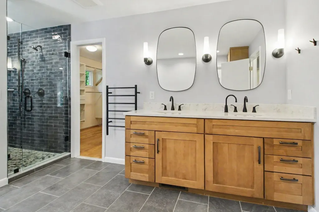 432 Riverview Drive Ann Arbor Charter Township MI 48104