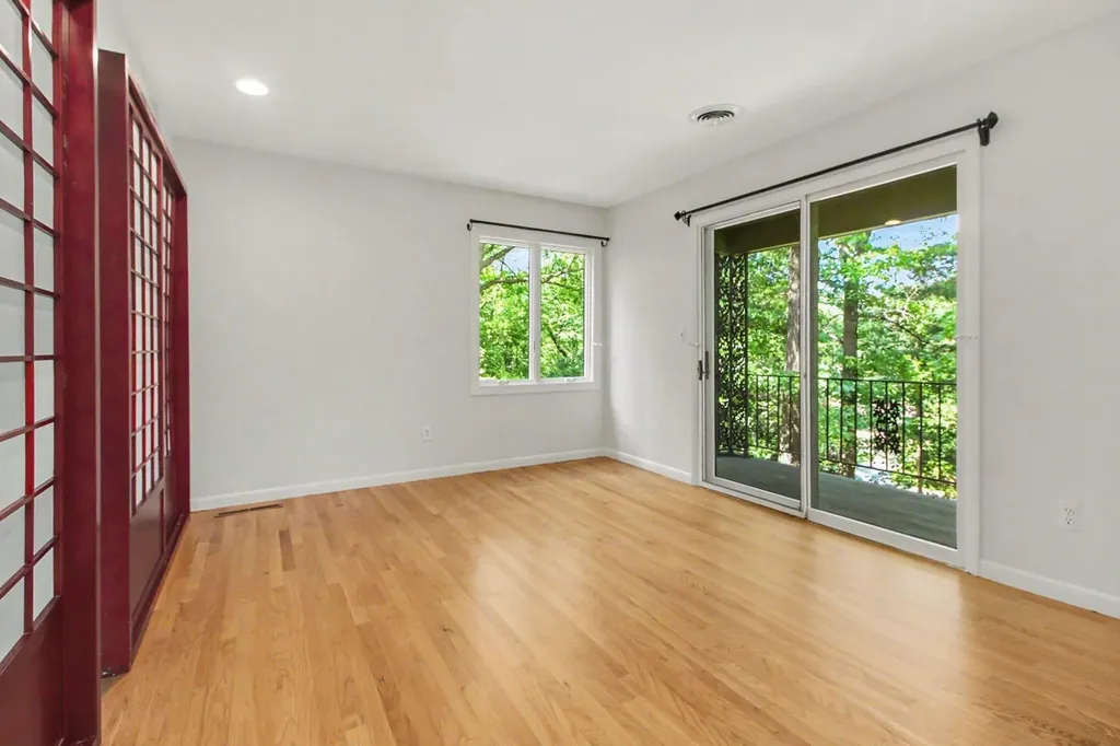 432 Riverview Drive Ann Arbor Charter Township MI 48104
