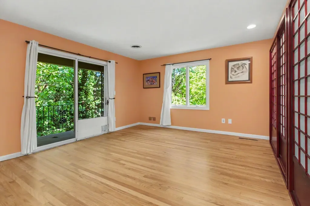 432 Riverview Drive Ann Arbor Charter Township MI 48104