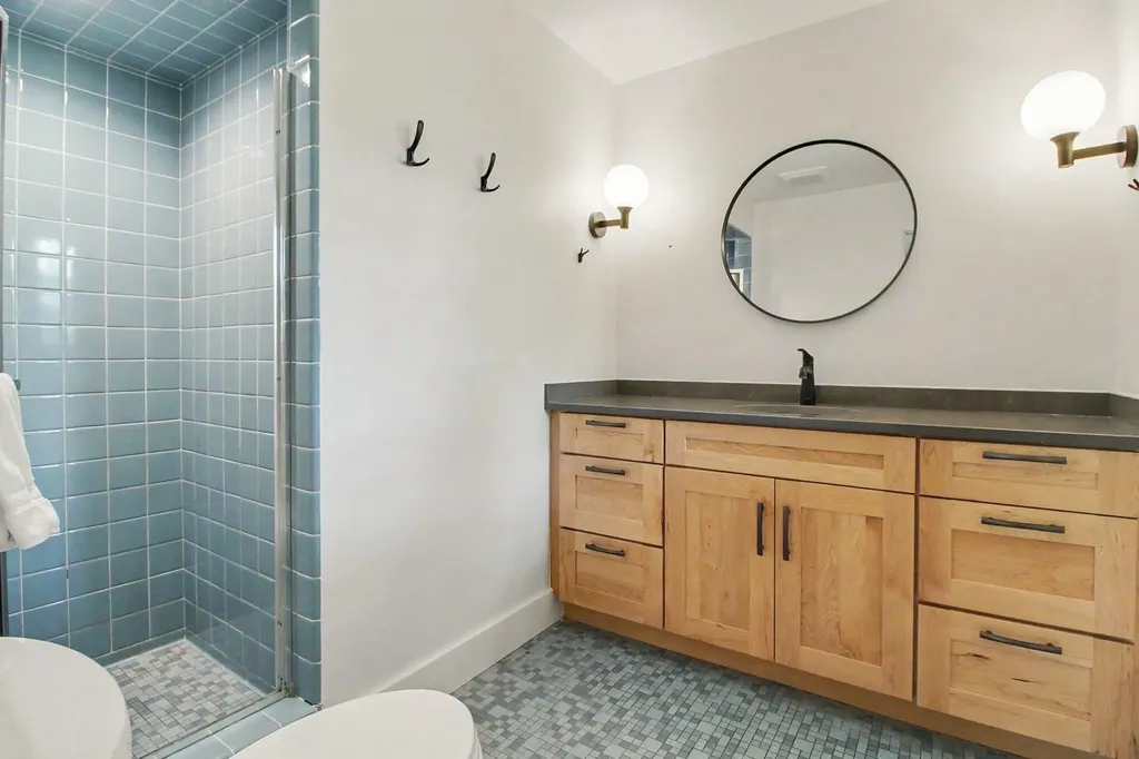 432 Riverview Drive Ann Arbor Charter Township MI 48104