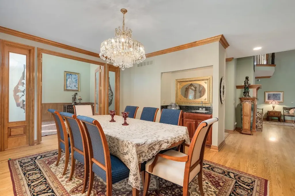 833 Lakewood Drive Rochester Hills City MI 48309