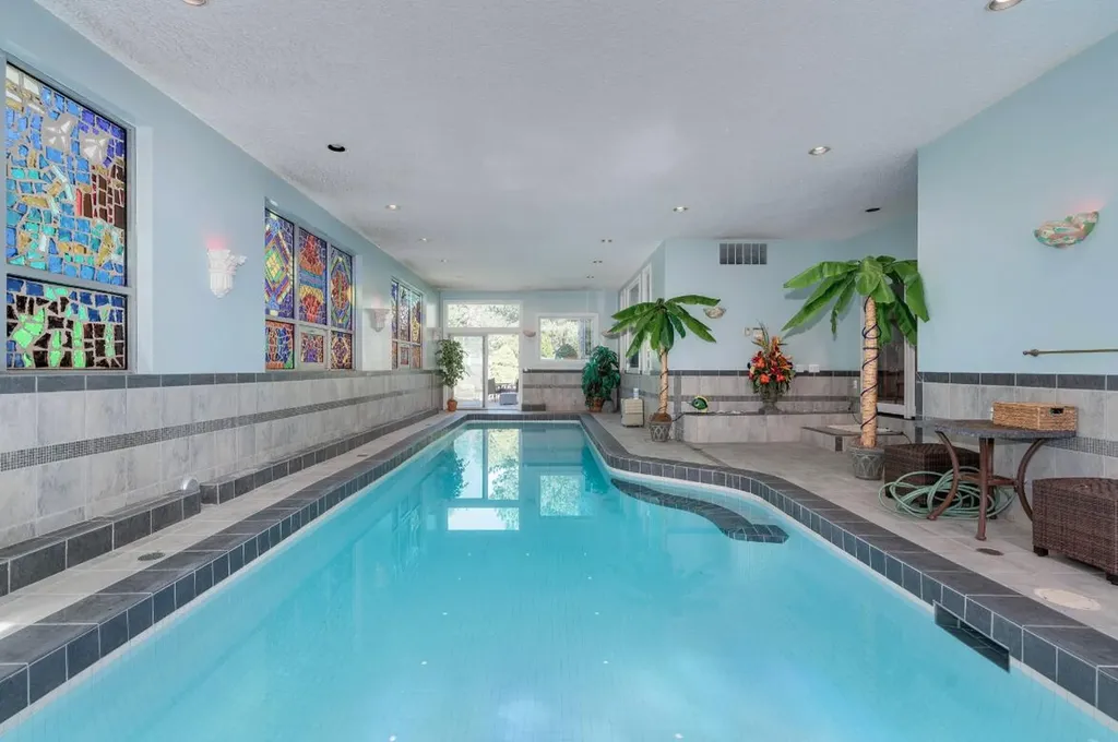 833 Lakewood Drive Rochester Hills City MI 48309