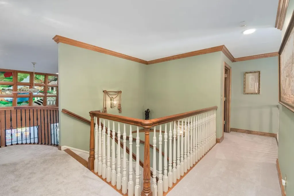 833 Lakewood Drive Rochester Hills City MI 48309