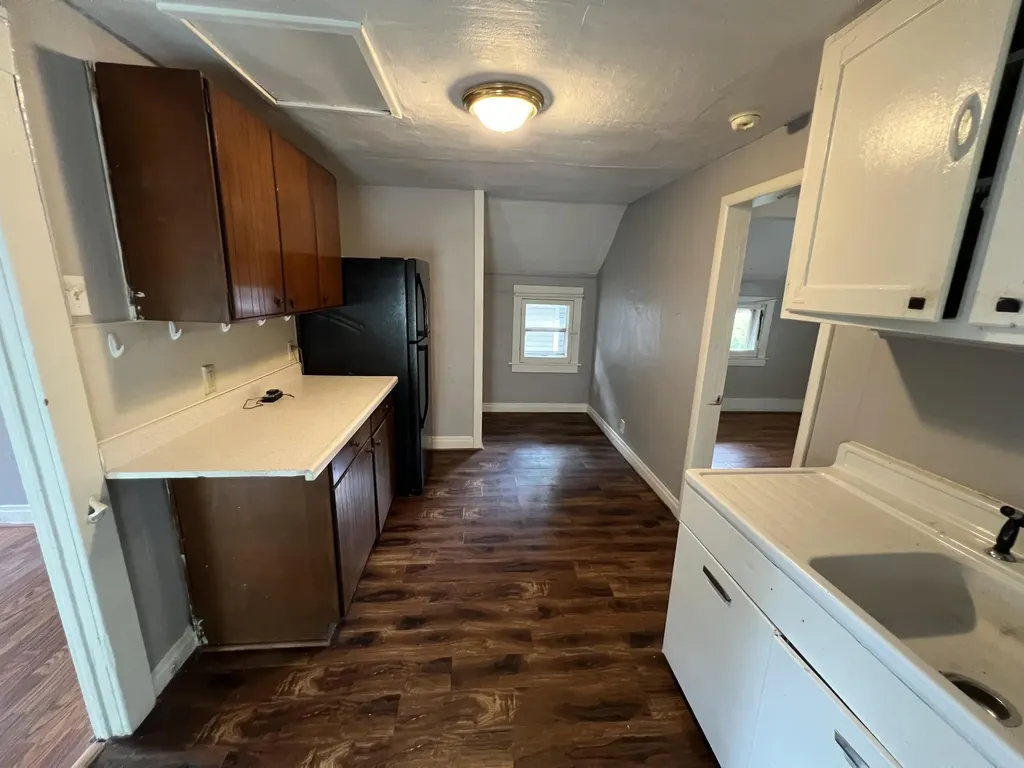 1021 Hickory Street Lansing City MI 48912