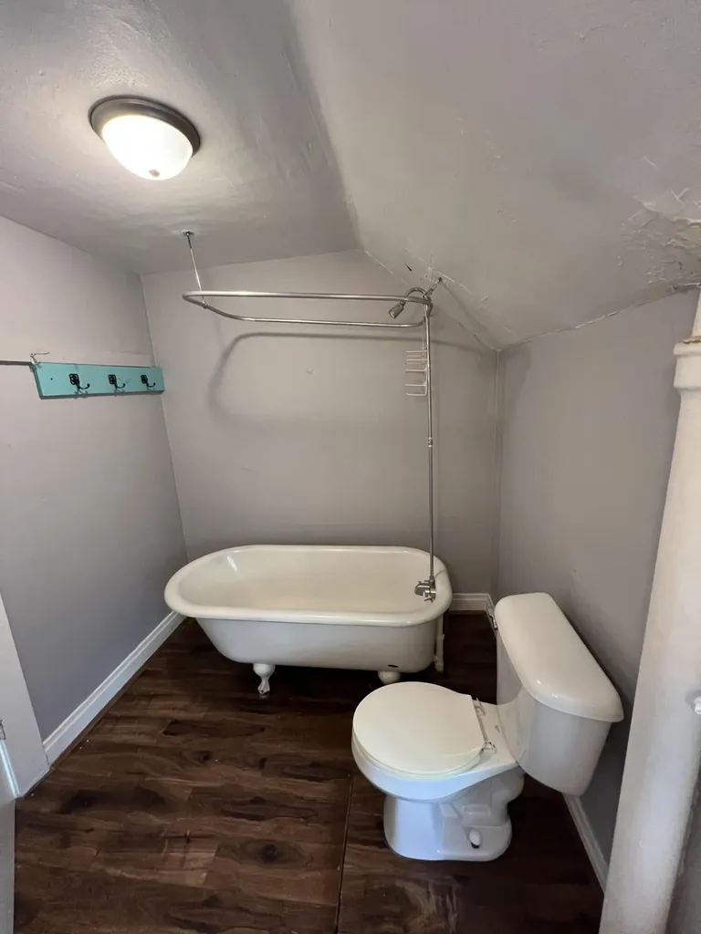 1021 Hickory Street Lansing City MI 48912
